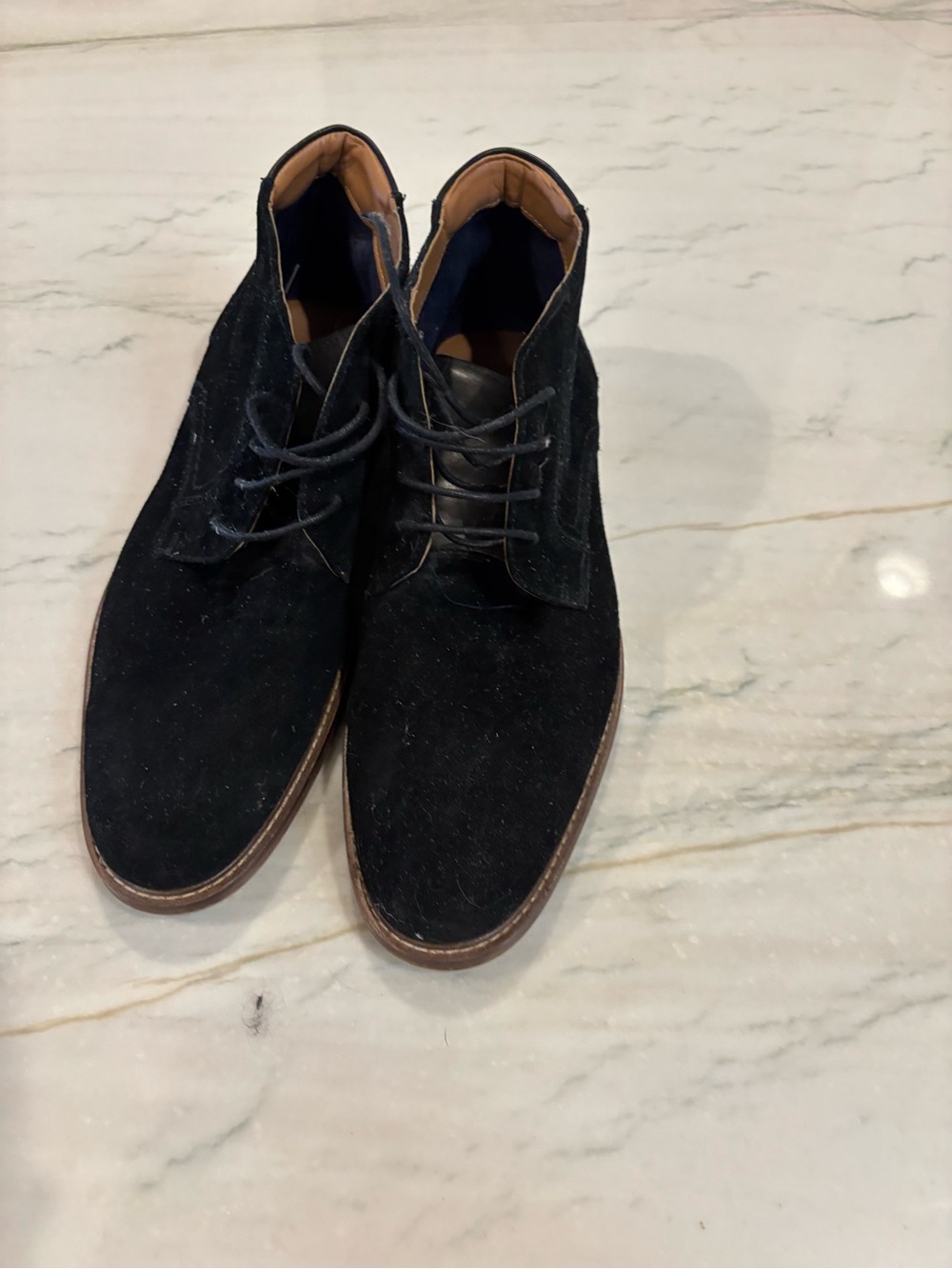 Steve Madden Men's Black Suede Chukka Boots - Classic Lace-Up